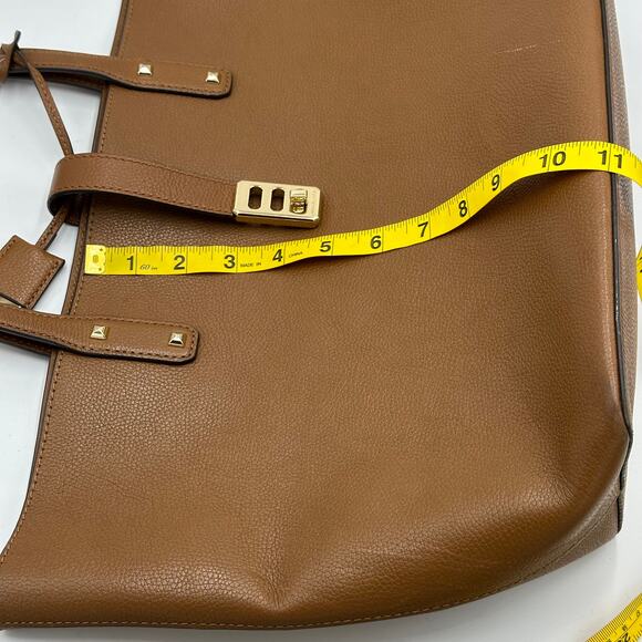 Michael Kors Karson Camel Brown Pebbled Leather Carry All Tote Bag Luggage Large - Picture 14 of 16